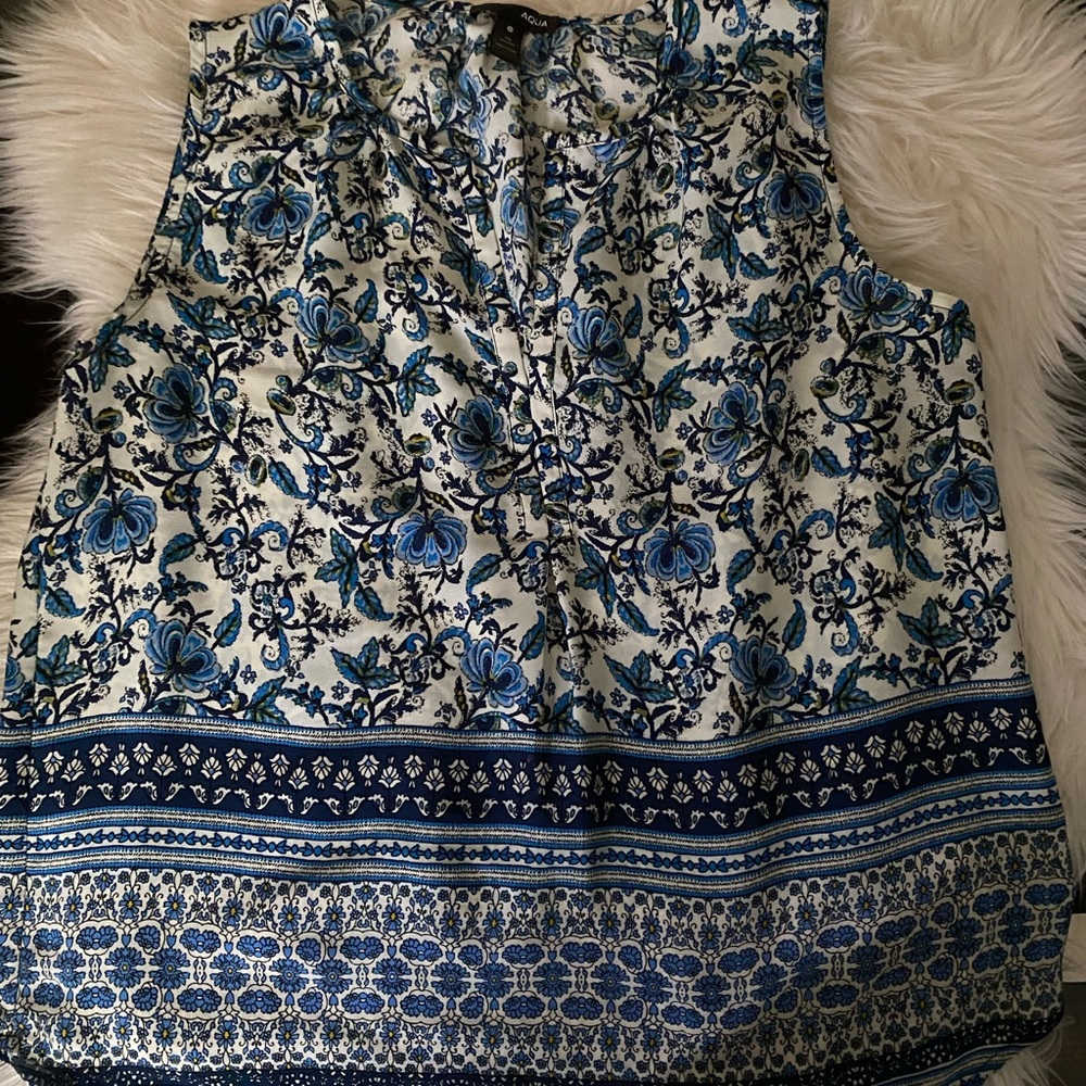 Ladies Aqua sleeveless top